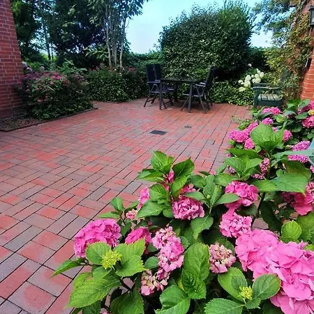 Moi Luettje Ostfreesen Landhuus * Halbemond